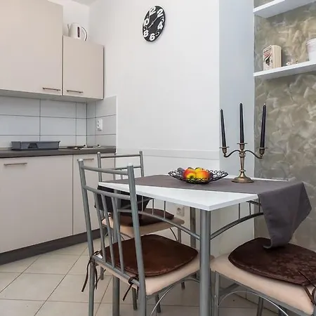 Krilo Jesenice 13898a Apartment *